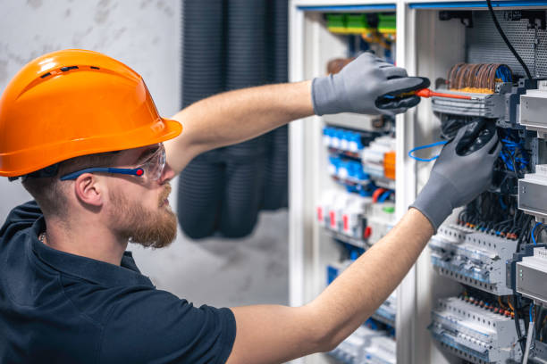 Best Licensed Electrician  in Haverhill, MA